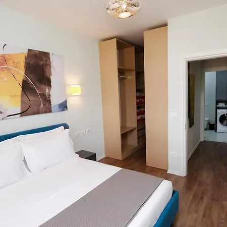 Luxury Garden Building 21st Floor Tirana