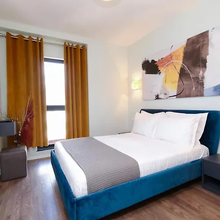 Luxury Garden Building 21st Floor